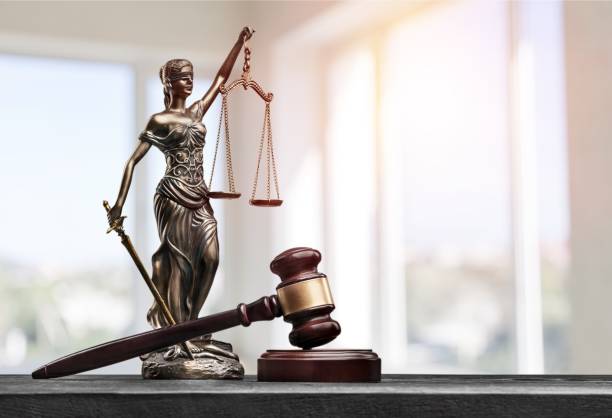 What factors should you consider when hiring a Dallas murder defense lawyer?